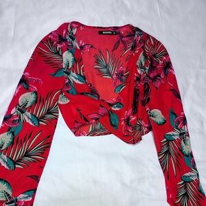 Misguided floral twist crop top